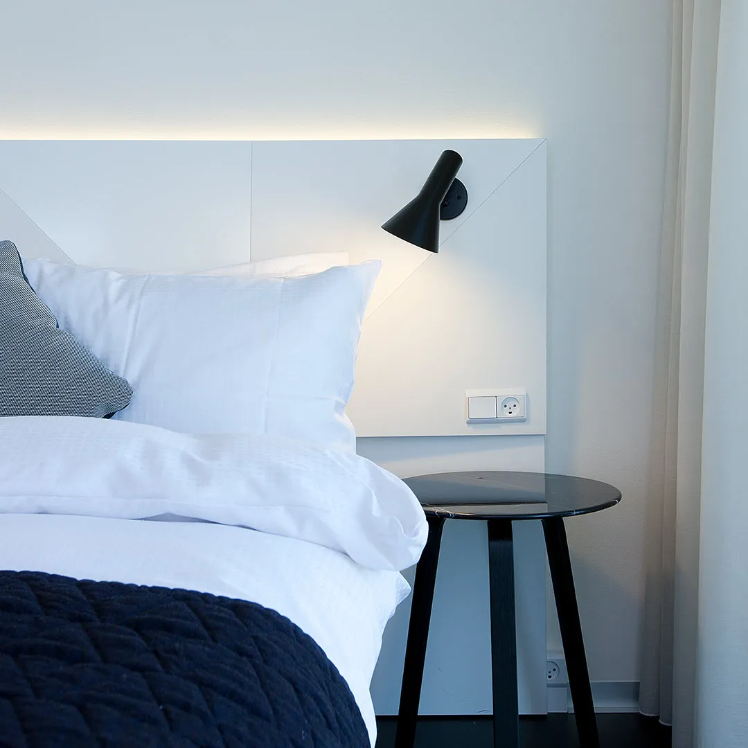 AJ Wall Lamp