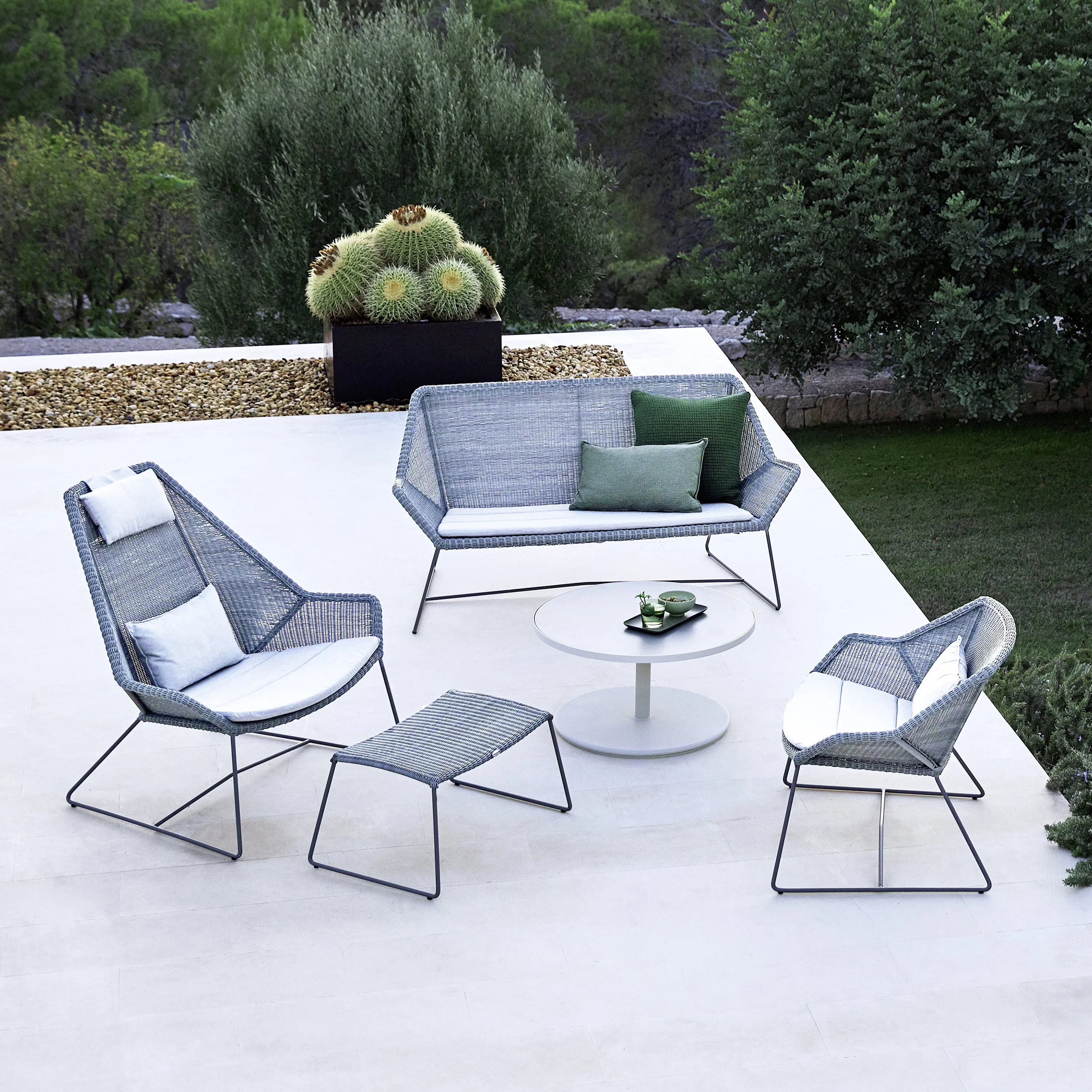 Breeze Outdoor Footstool