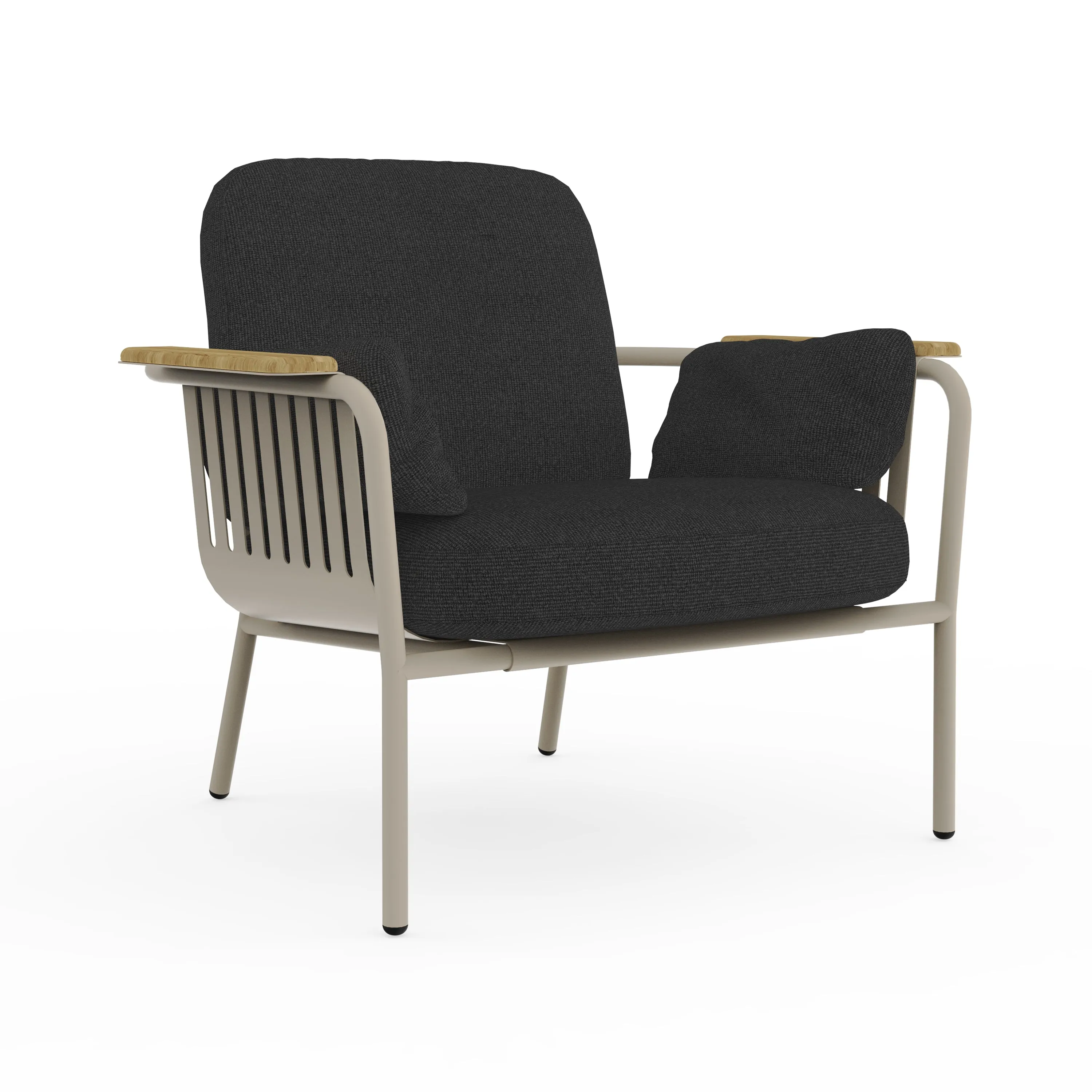 Capa Lounge Chair