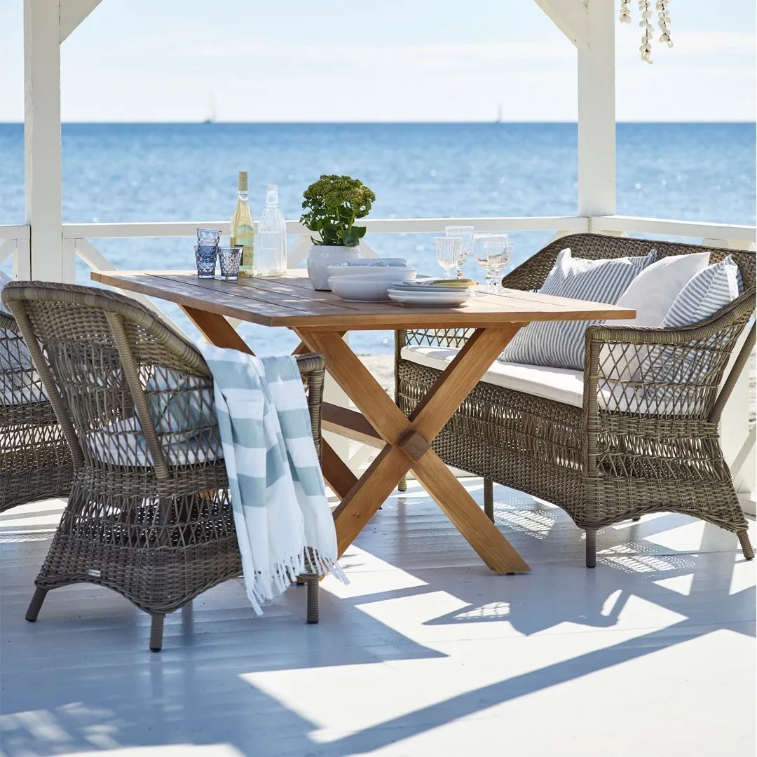 Charlot Outdoor 2-Seater Sofa
