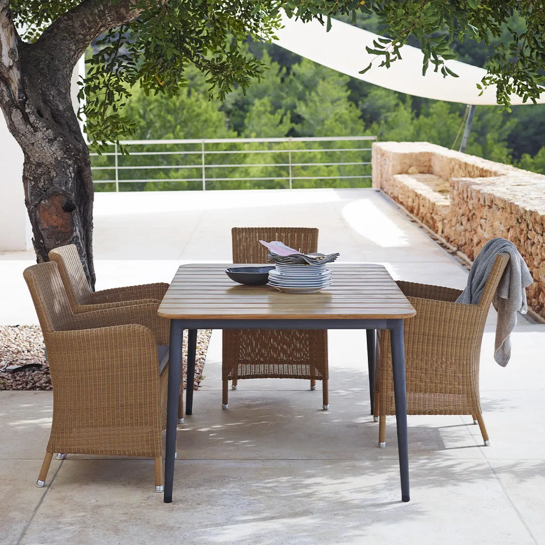 Core Outdoor Dining Table
