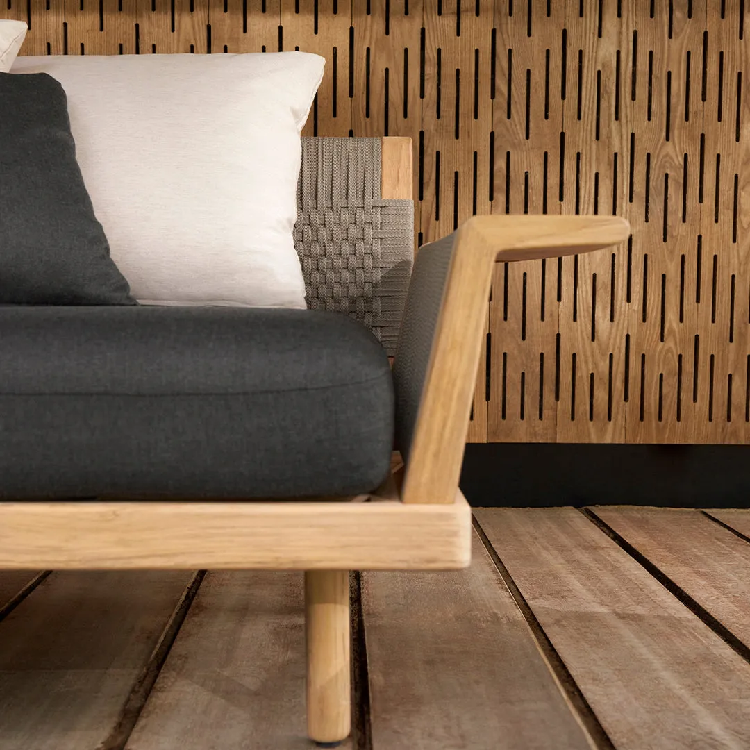 Embrace Outdoor Pre-configured Sofa - Setup 4