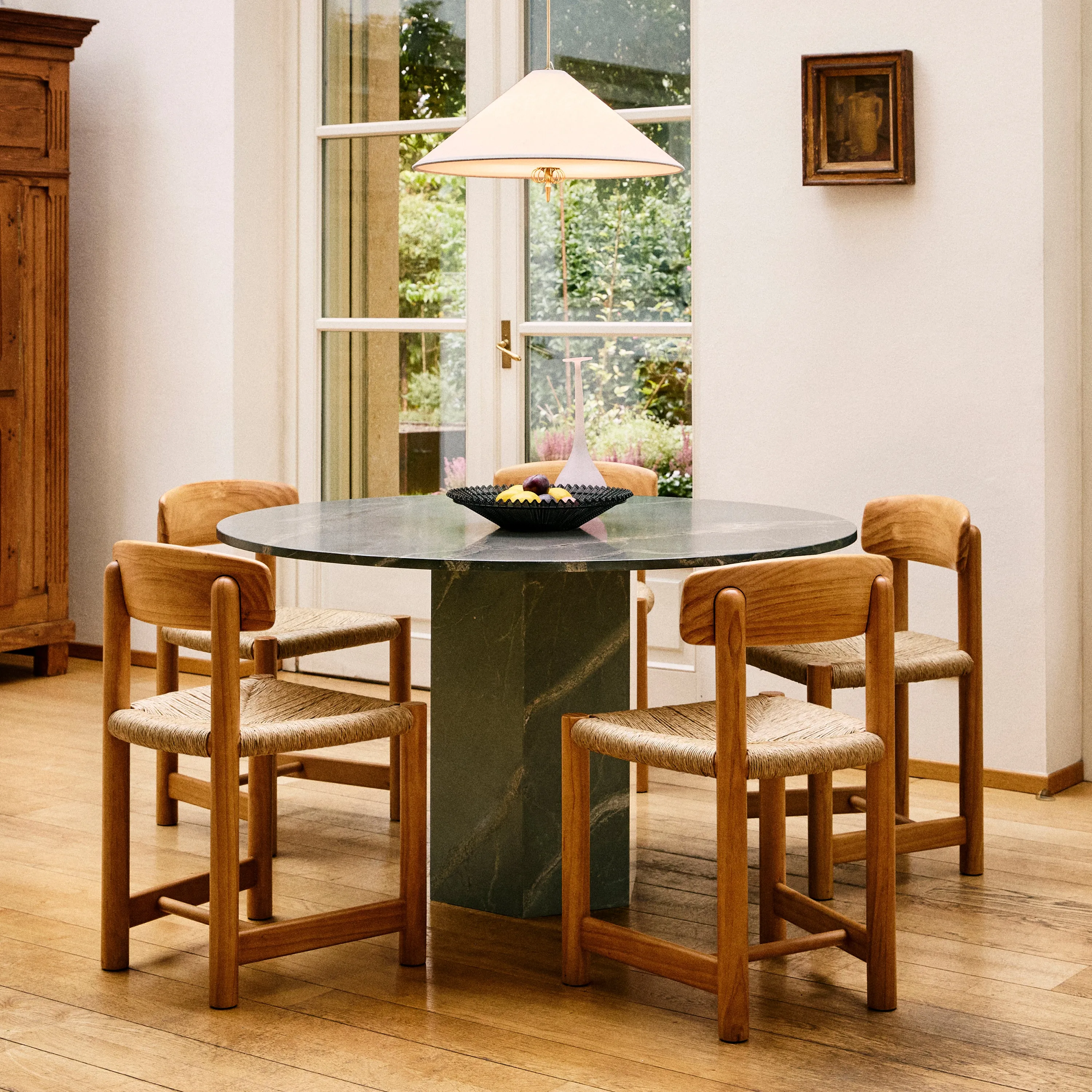 Epic Round Outdoor Dining Table