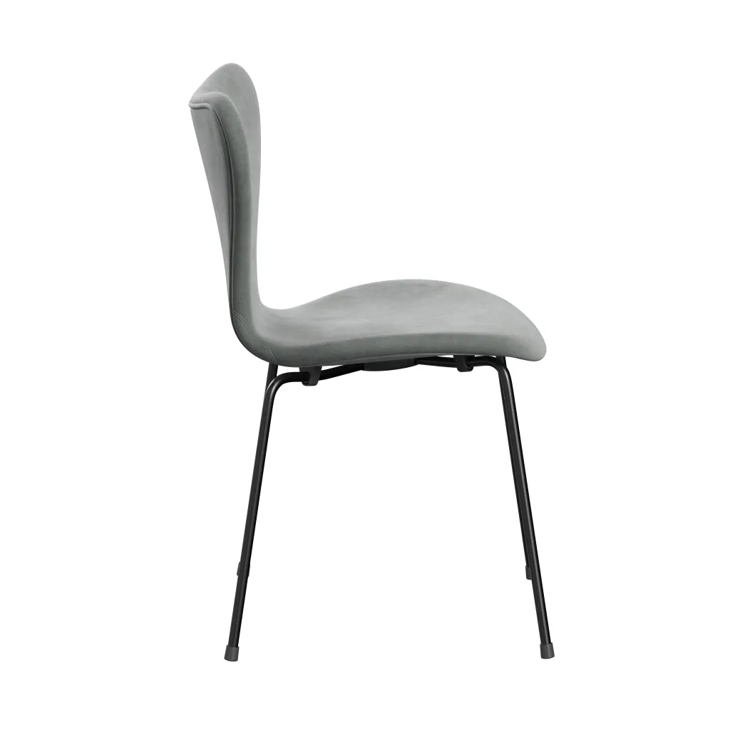 Fritz Hansen Series 7™ Chair Full Upholstery, Black/Belfast Velvet Seal Grey