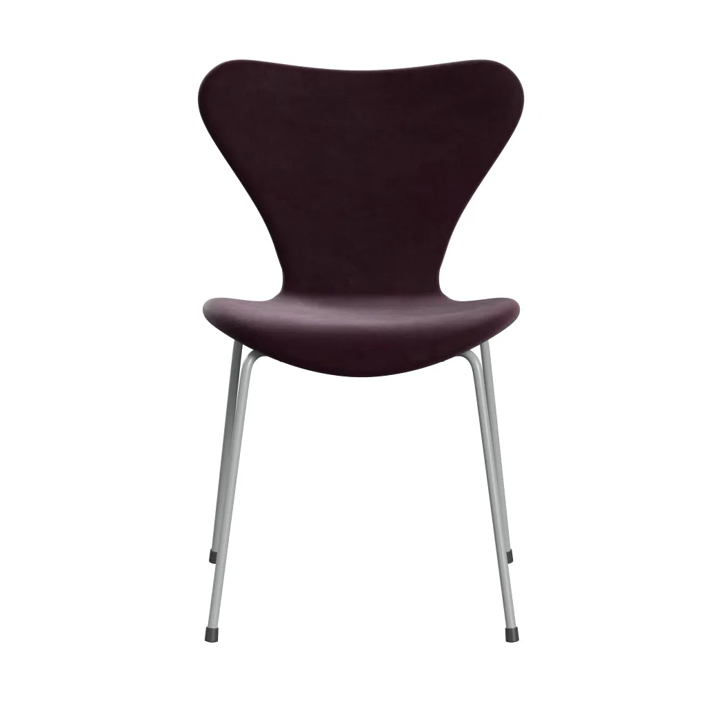 Fritz Hansen Series 7™ Chair Full Upholstery, Nine Grey/Belfast Velvet Dark Plum
