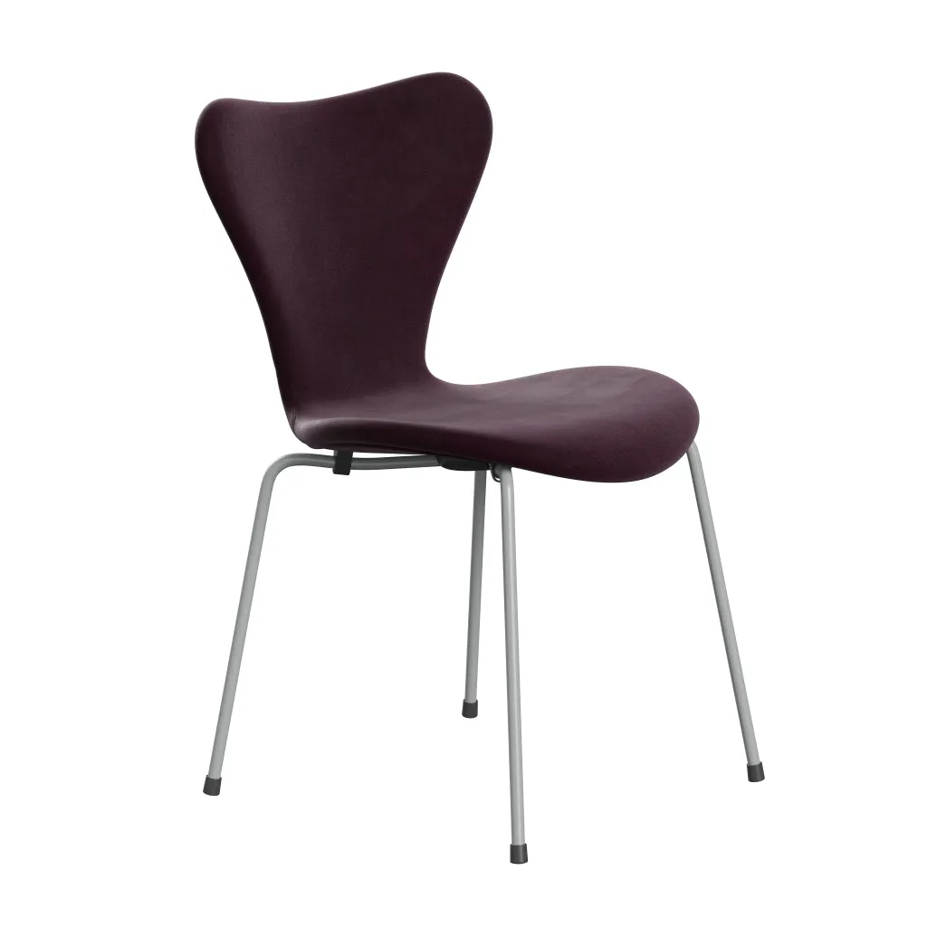 Fritz Hansen Series 7™ Chair Full Upholstery, Nine Grey/Belfast Velvet Dark Plum