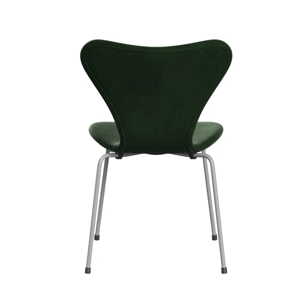 Fritz Hansen Series 7™ Chair Full Upholstery, Nine Grey/Belfast Velvet Forest Green