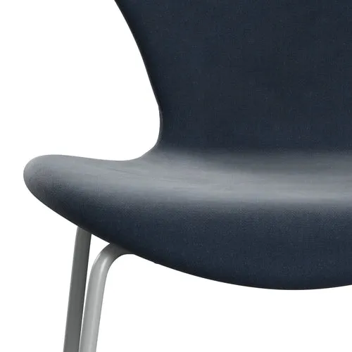 Fritz Hansen Series 7™ Chair Full Upholstery, Nine Grey/Belfast Velvet Grey Blue