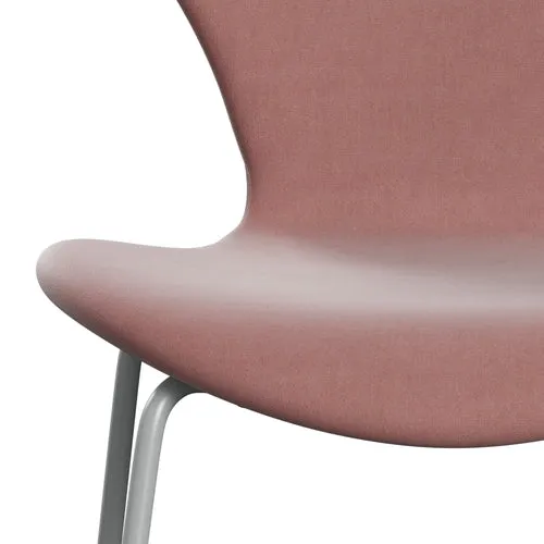 Fritz Hansen Series 7™ Chair Full Upholstery, Nine Grey/Belfast Velvet Misty Rose