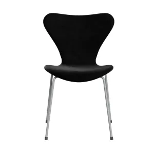 Fritz Hansen Series 7™ Chair Full Upholstery, Nine Grey/Belfast Velvet Night Black
