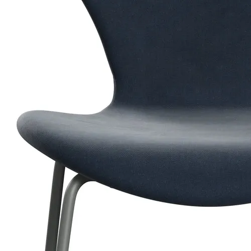 Fritz Hansen Series 7™ Chair Full Upholstery, Silver Grey/Belfast Velvet Grey Blue