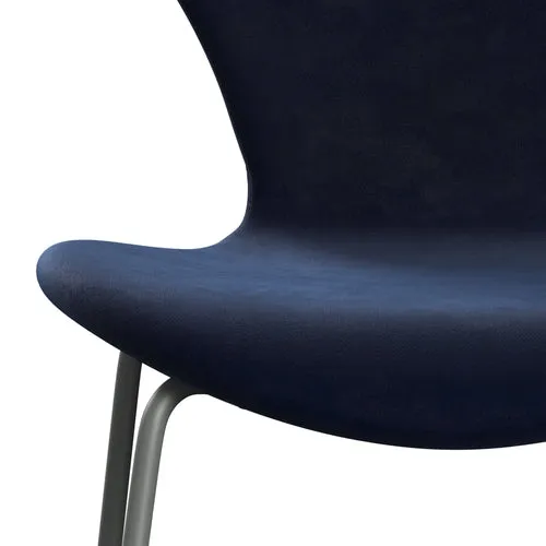 Fritz Hansen Series 7™ Chair Full Upholstery, Silver Grey/Belfast Velvet Midnight Blue