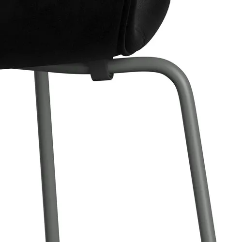 Fritz Hansen Series 7™ Chair Full Upholstery, Silver Grey/Belfast Velvet Night Black