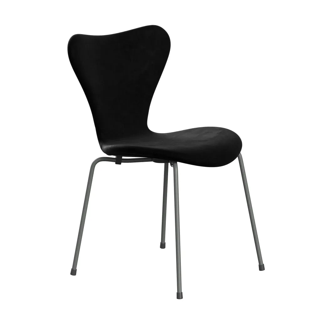 Fritz Hansen Series 7™ Chair Full Upholstery, Silver Grey/Belfast Velvet Night Black