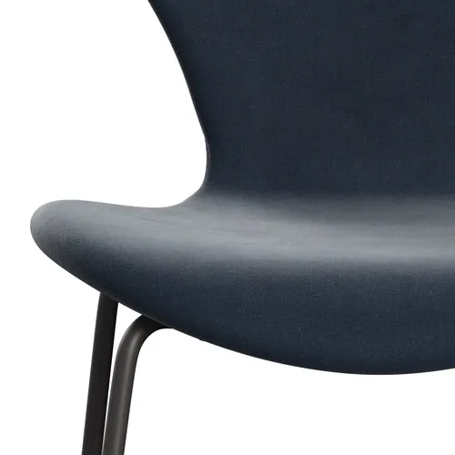 Fritz Hansen Series 7 Chair Full Upholstery, Warm Graphite/Belfast Velvet Grey Blue