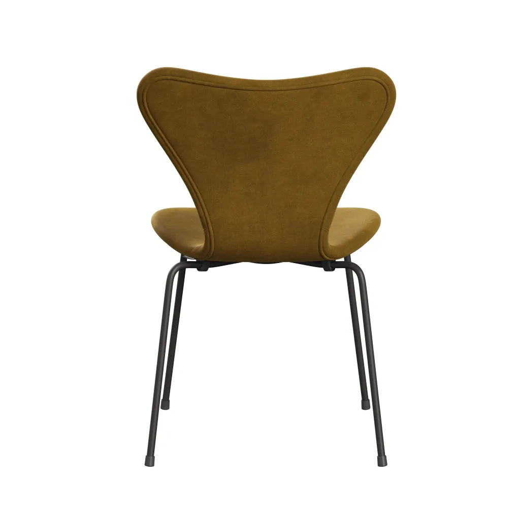 Fritz Hansen Series 7™ Chair Full Upholstery, Warm Graphite/Belfast Velvet Soft Ochre