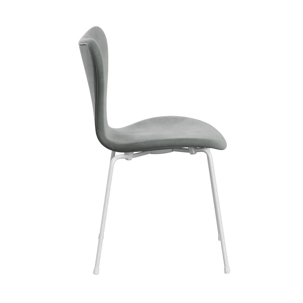 Fritz Hansen Series 7™ Chair Full Upholstery, White/Belfast Velvet Seal Grey