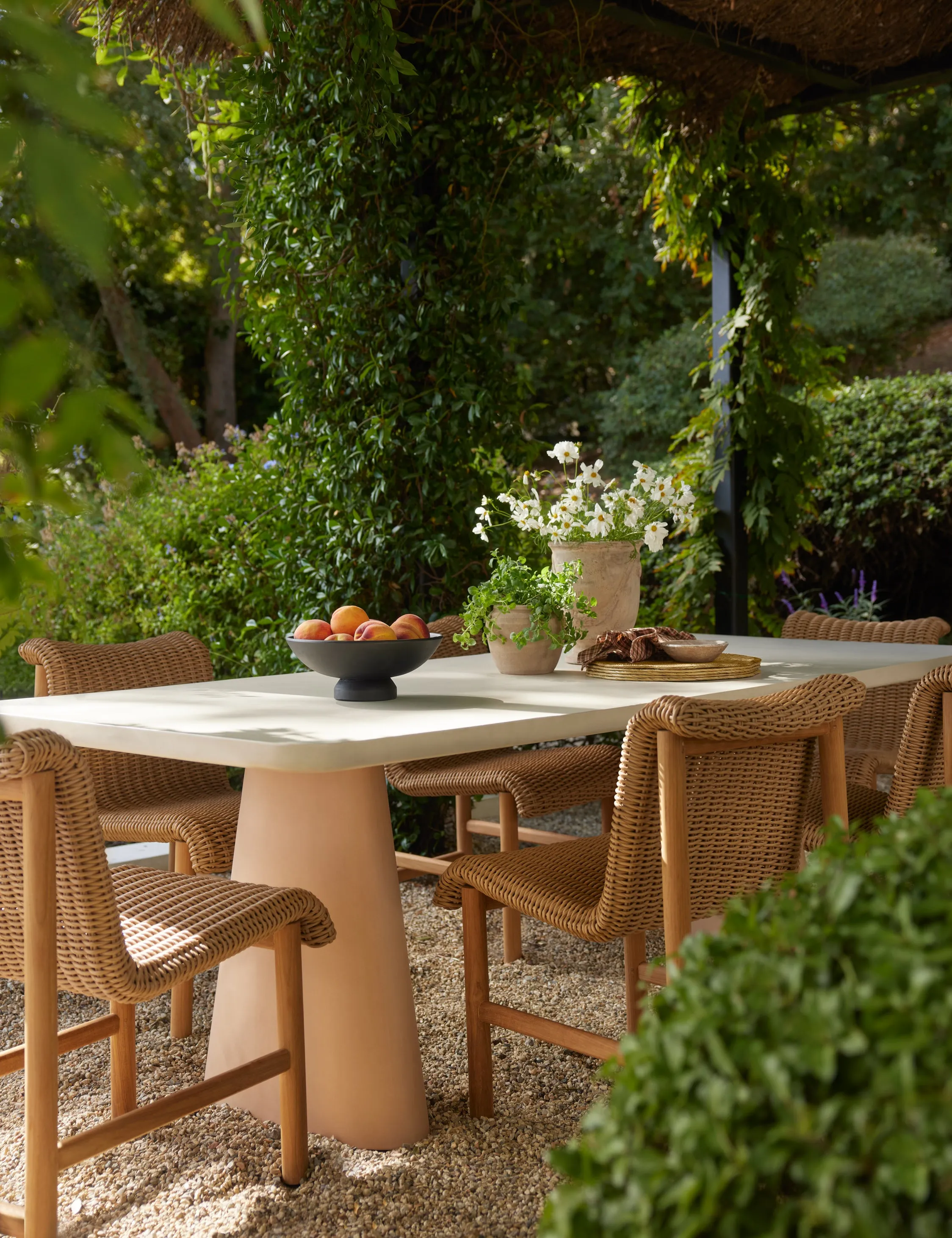 Gally Indoor / Outdoor Dining Chair Lulu and Georgia
