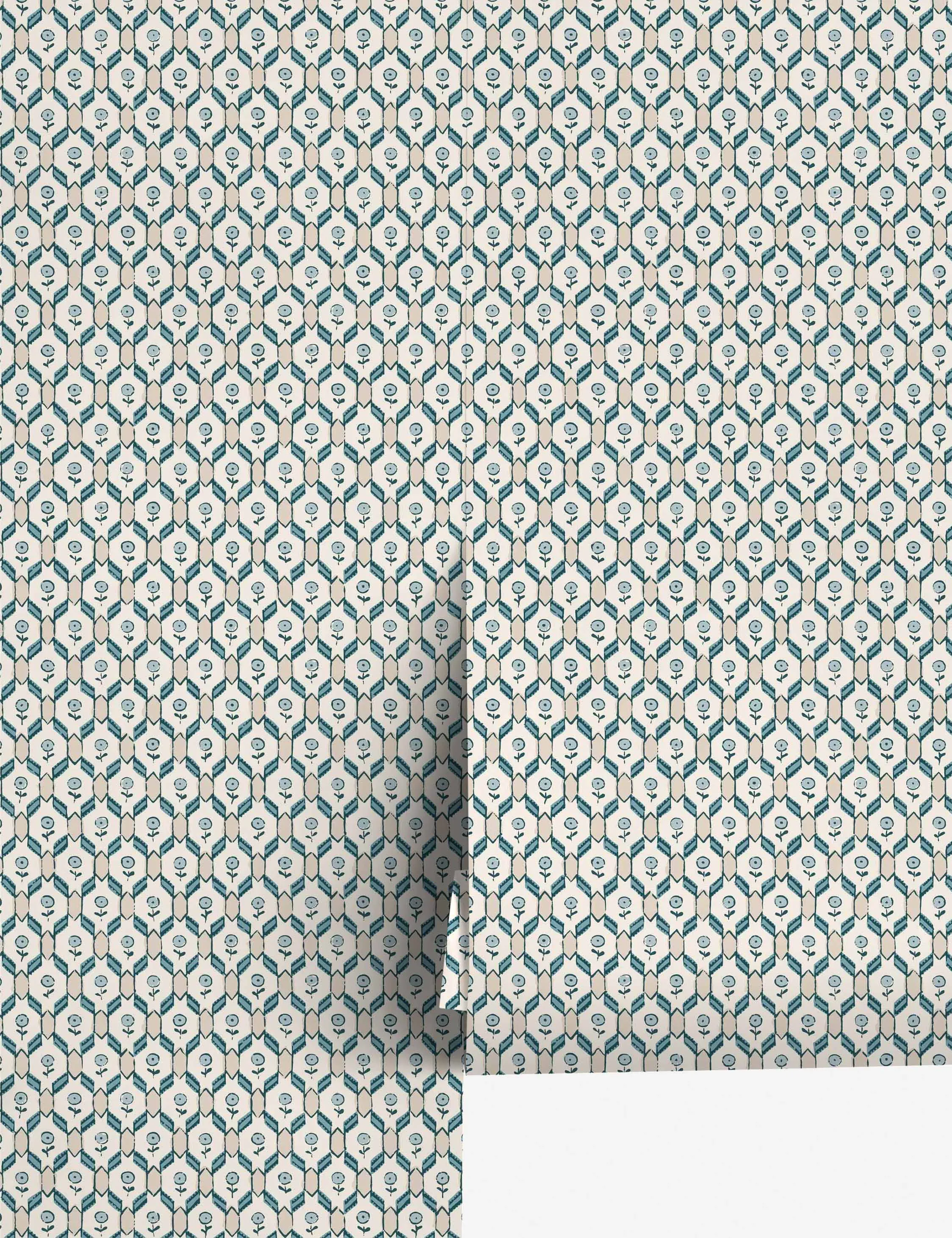 Hugo Wallpaper by Scalamandre Lulu and Georgia