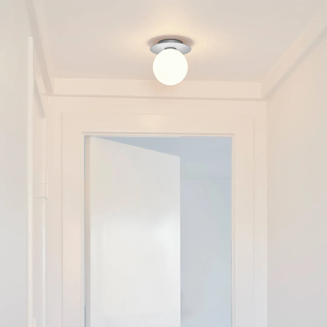 Liila 1 Wall Light - Medium