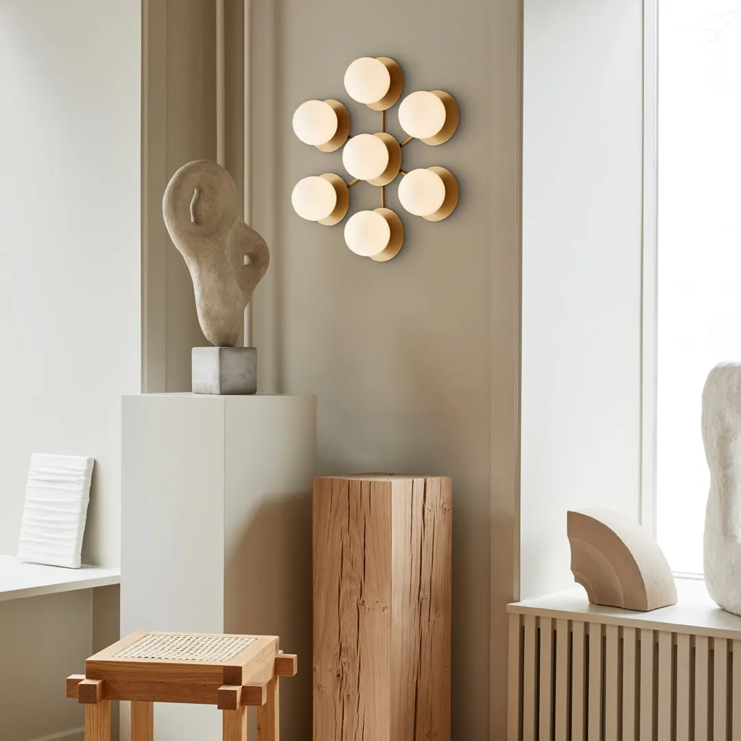 Liila Star Wall Light