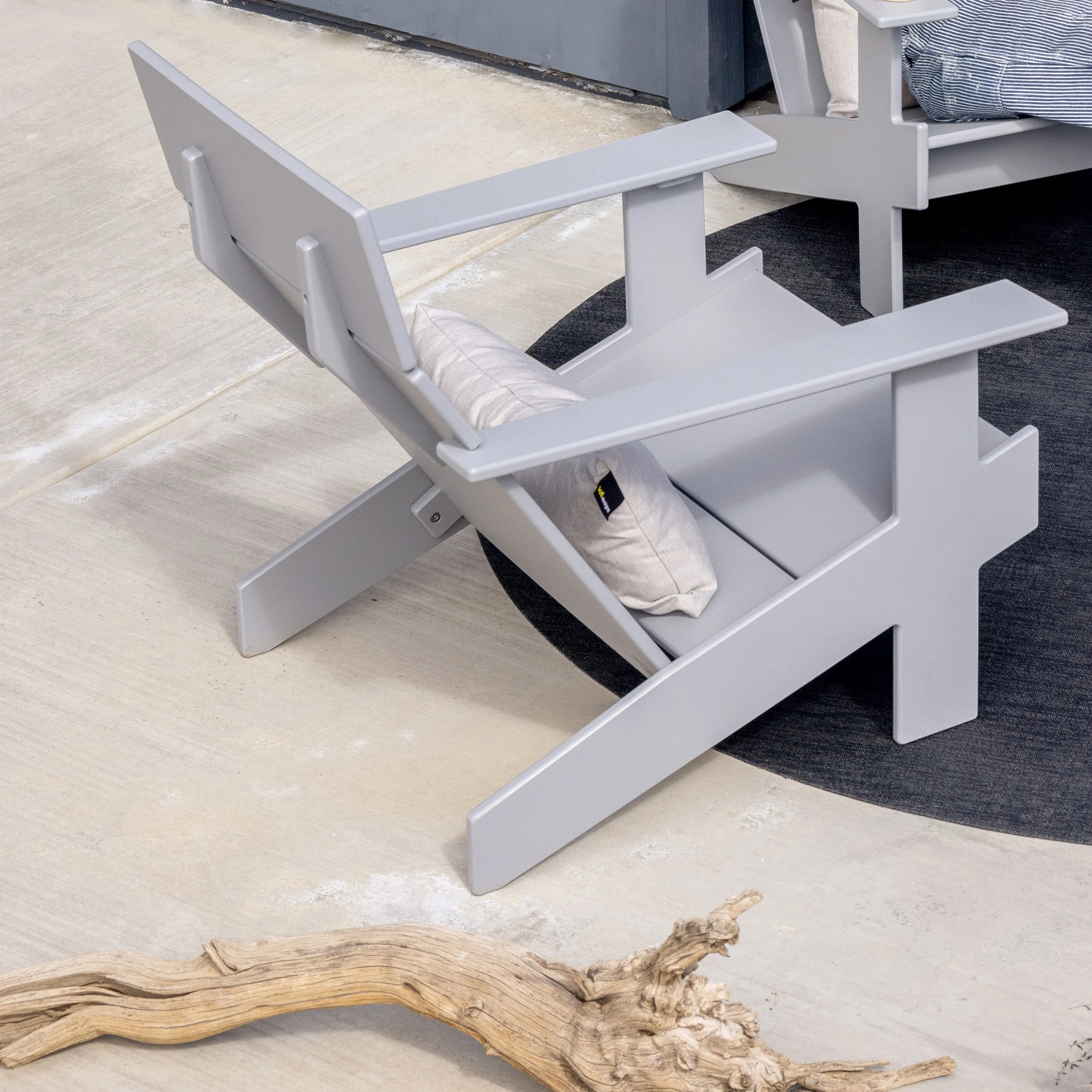 Lollygagger Lounge Chair