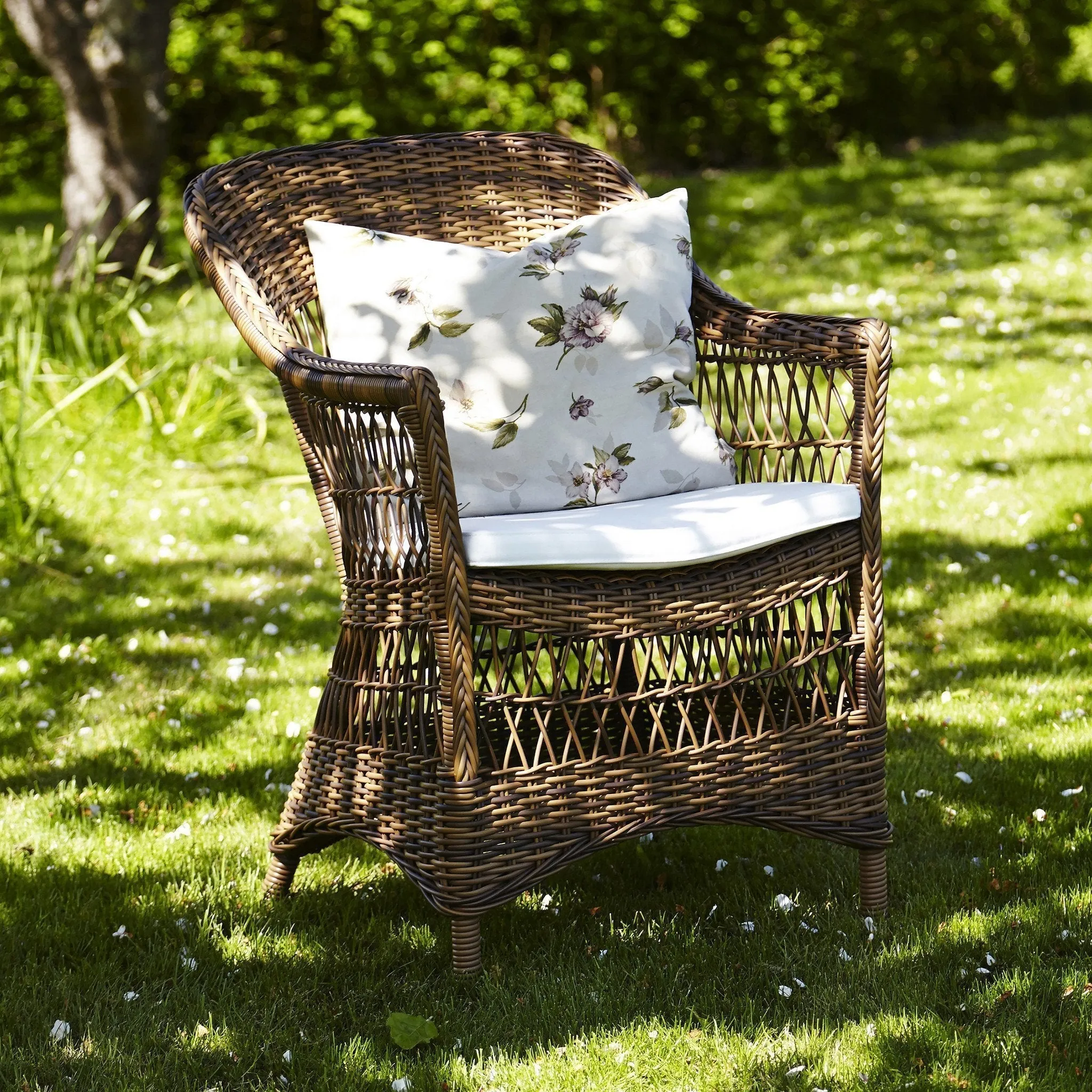 Marie Outdoor Armchair