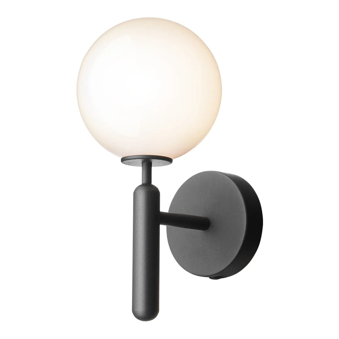 Miira Wall Light