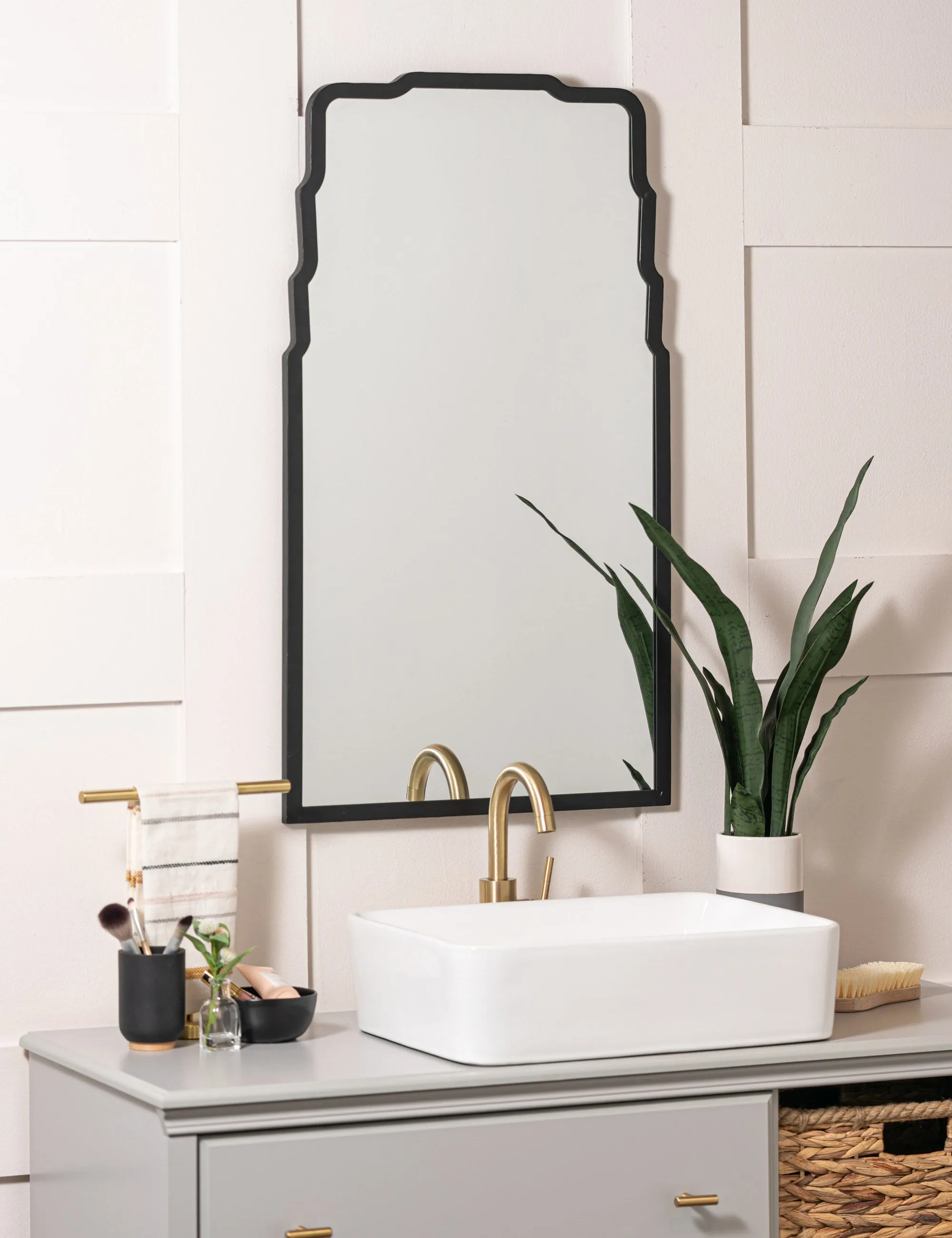 Millian Mirror Lulu and Georgia