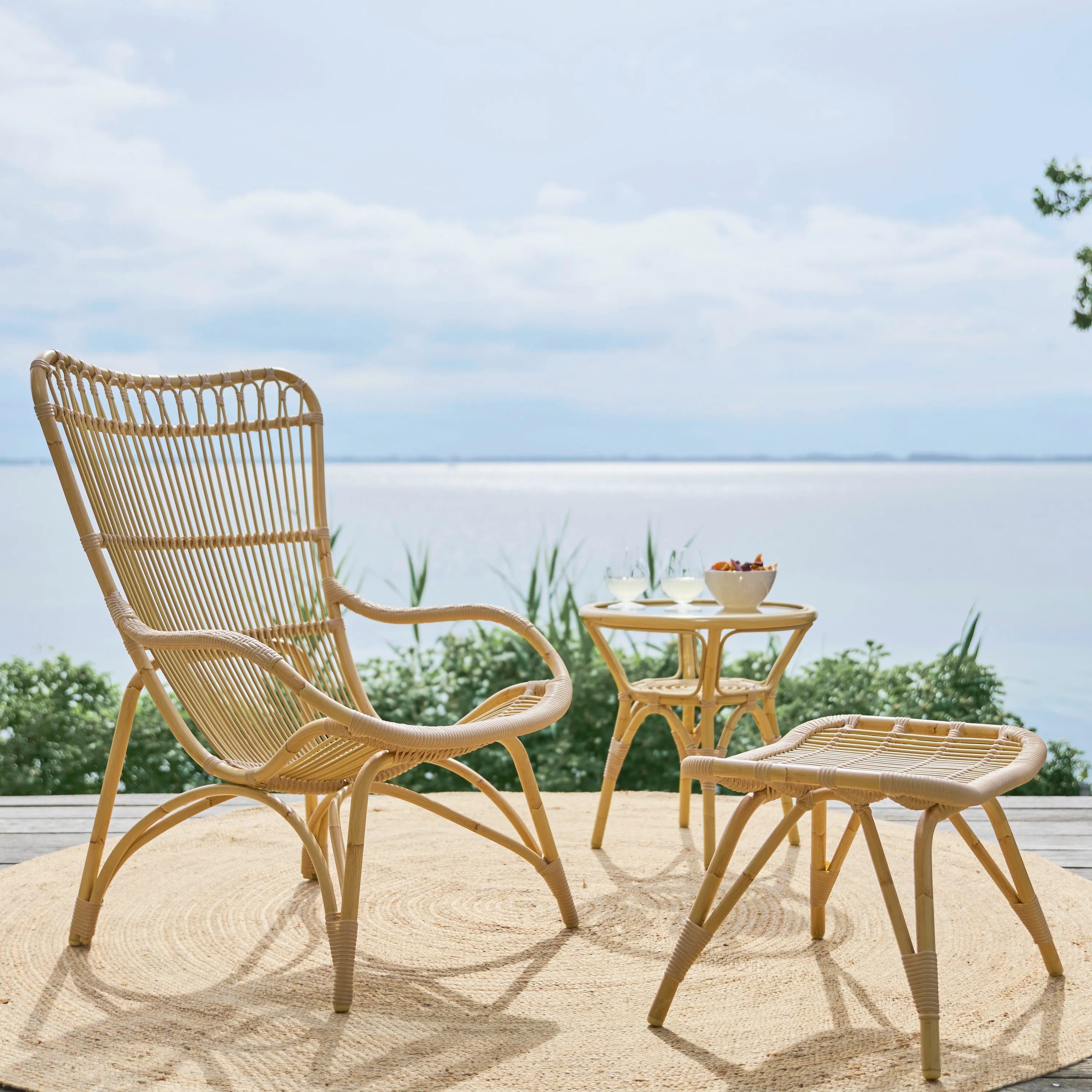 Monet Outdoor Highback Chair