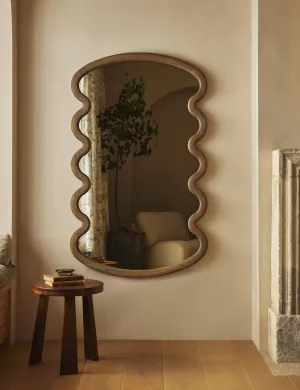 Nanala Mirror Lulu and Georgia