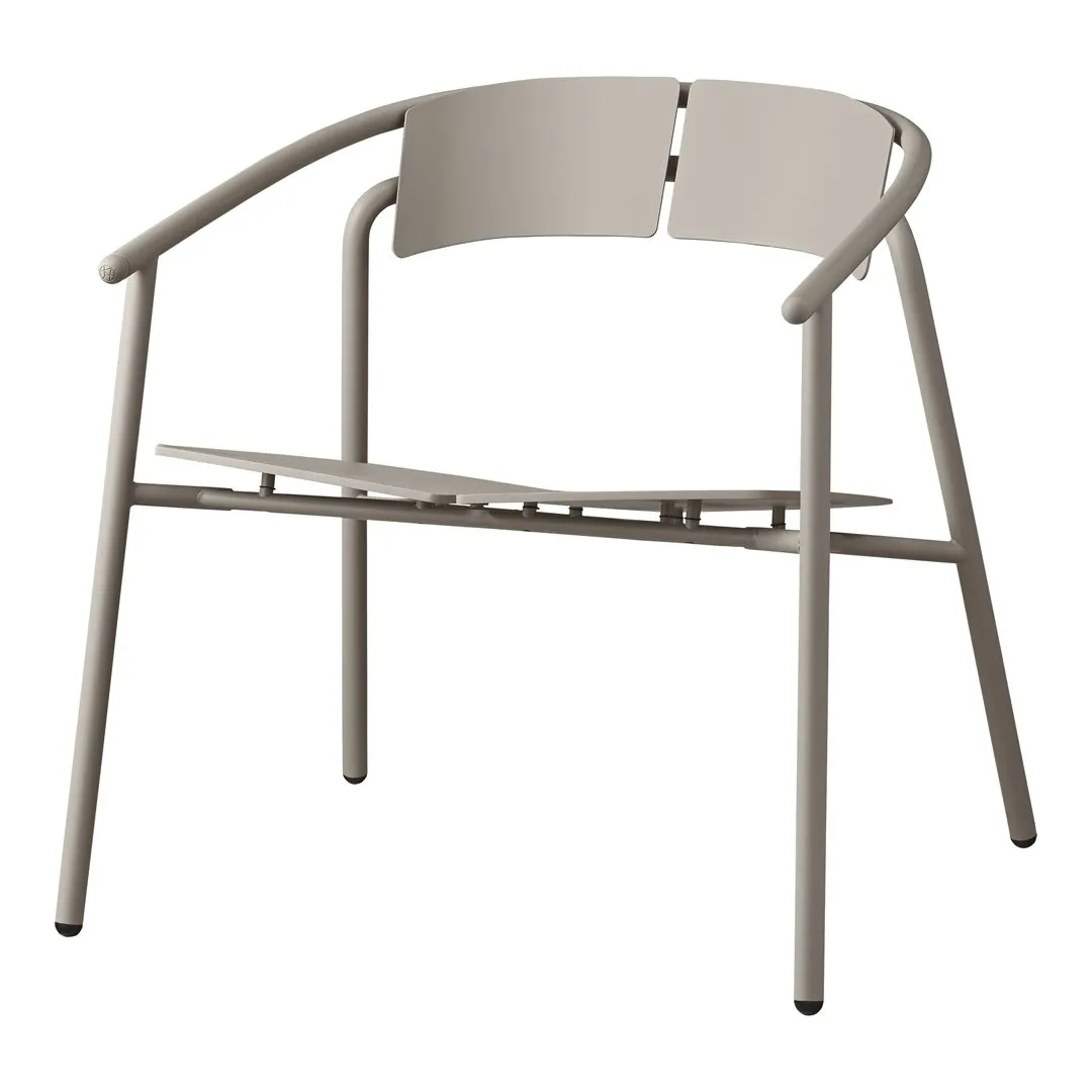 Novo Outdoor Lounge Chair