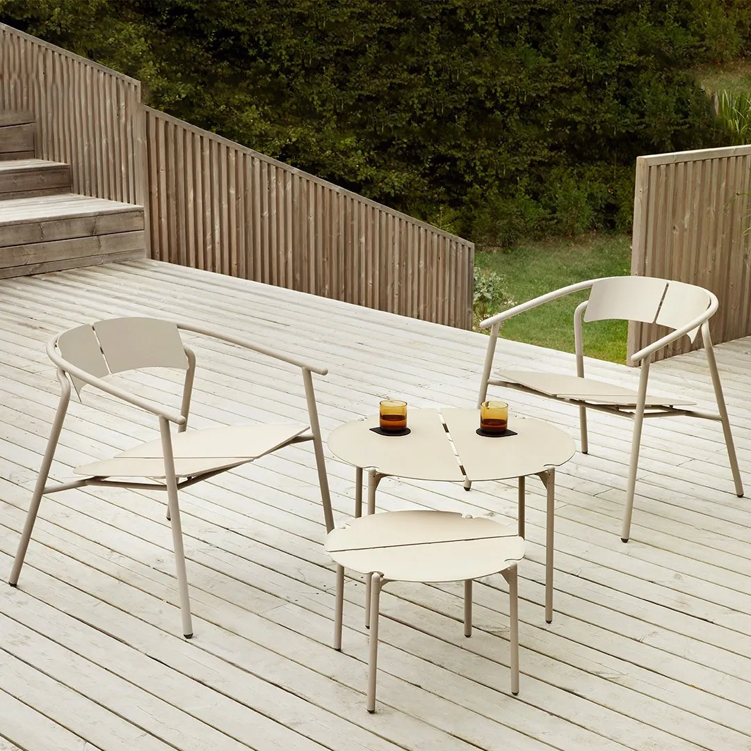Novo Outdoor Lounge Chair