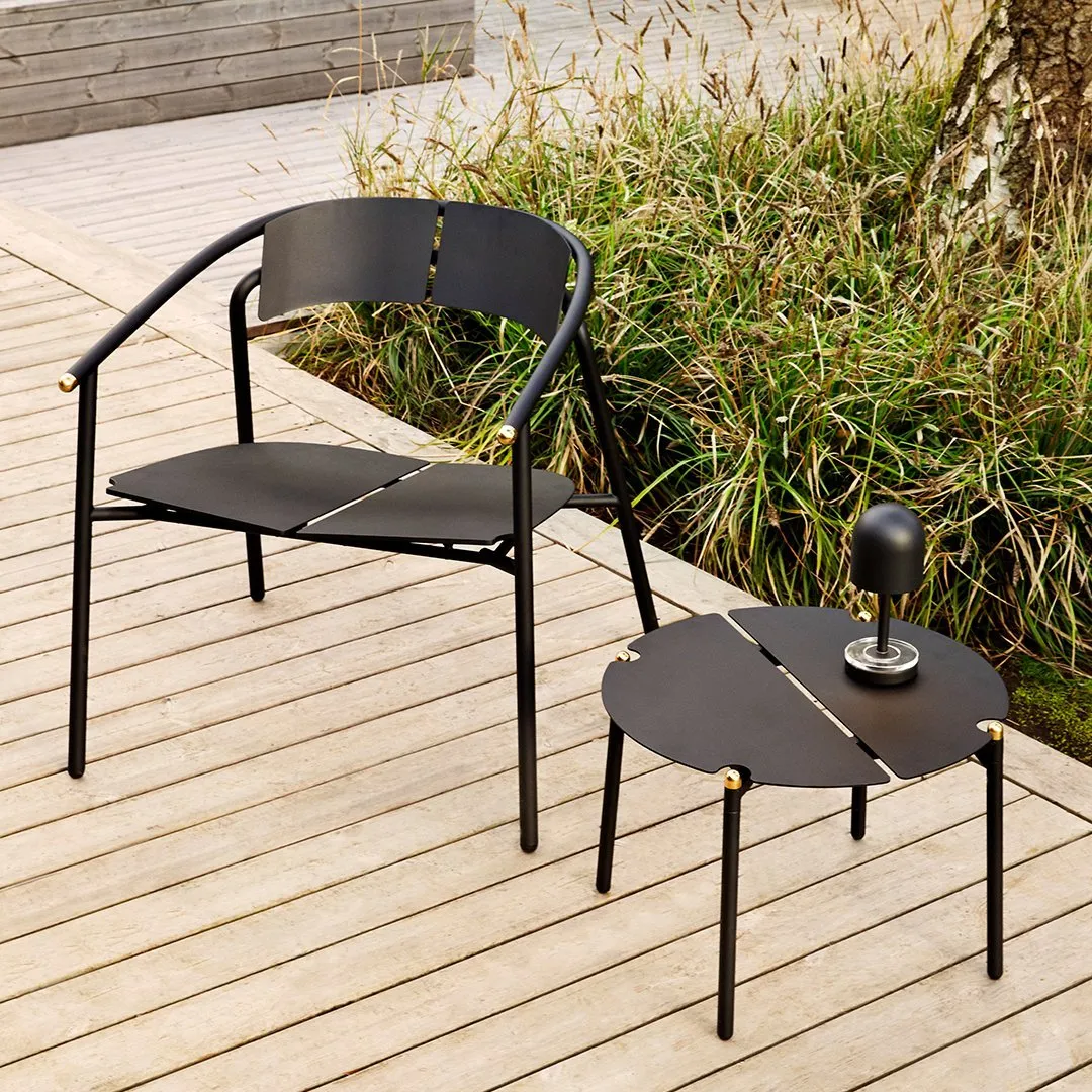 Novo Outdoor Lounge Chair