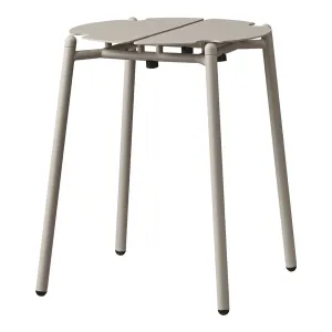 Novo Outdoor Stool