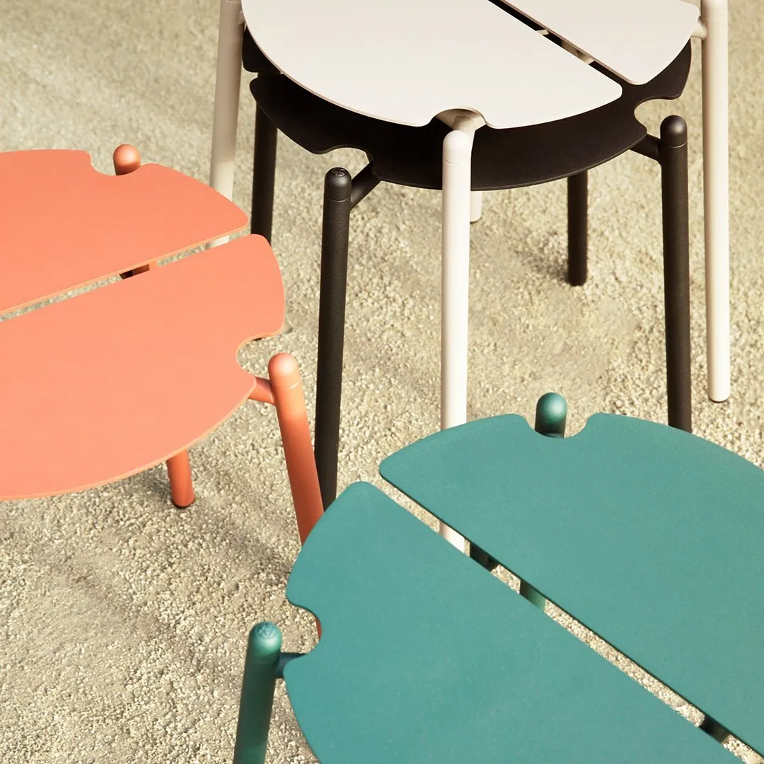 Novo Outdoor Stool