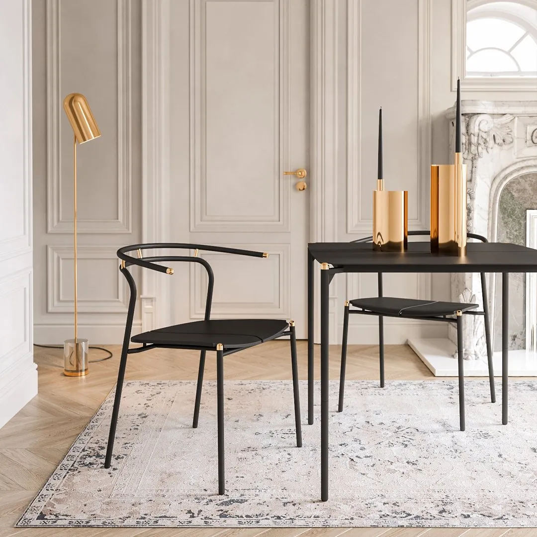 Novo Outdoor Table
