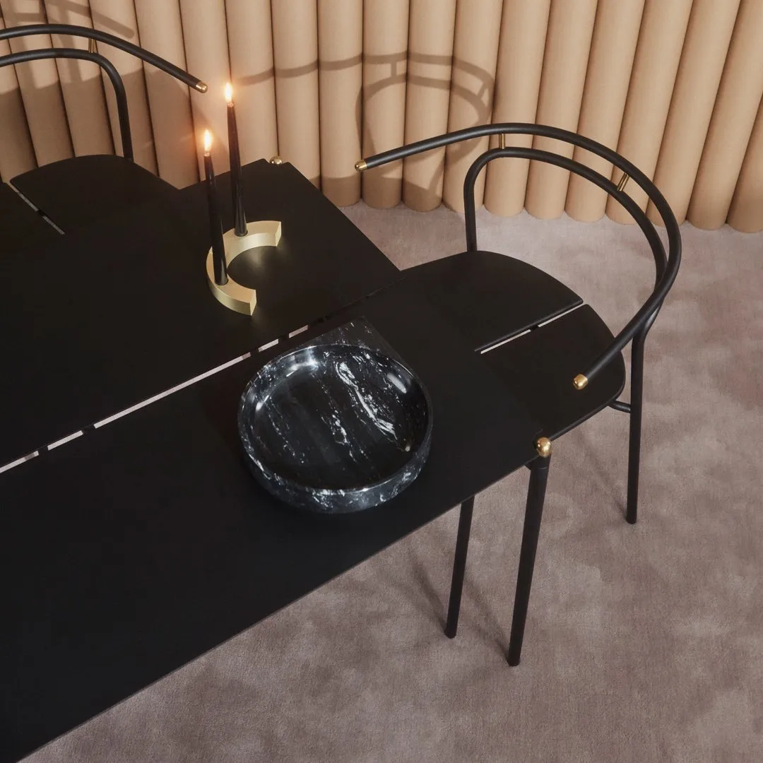 Novo Outdoor Table