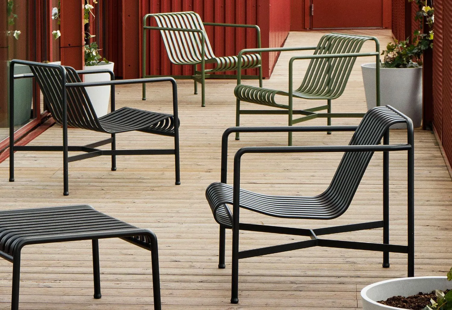 Palissade Low Lounge Chair