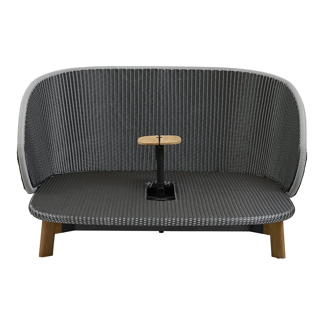 Peacock Outdoor Daybed w/ Table