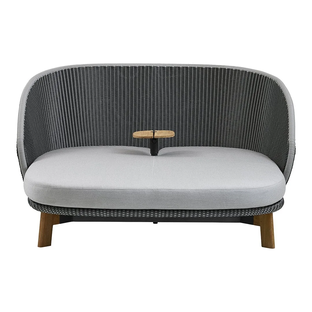 Peacock Outdoor Daybed w/ Table