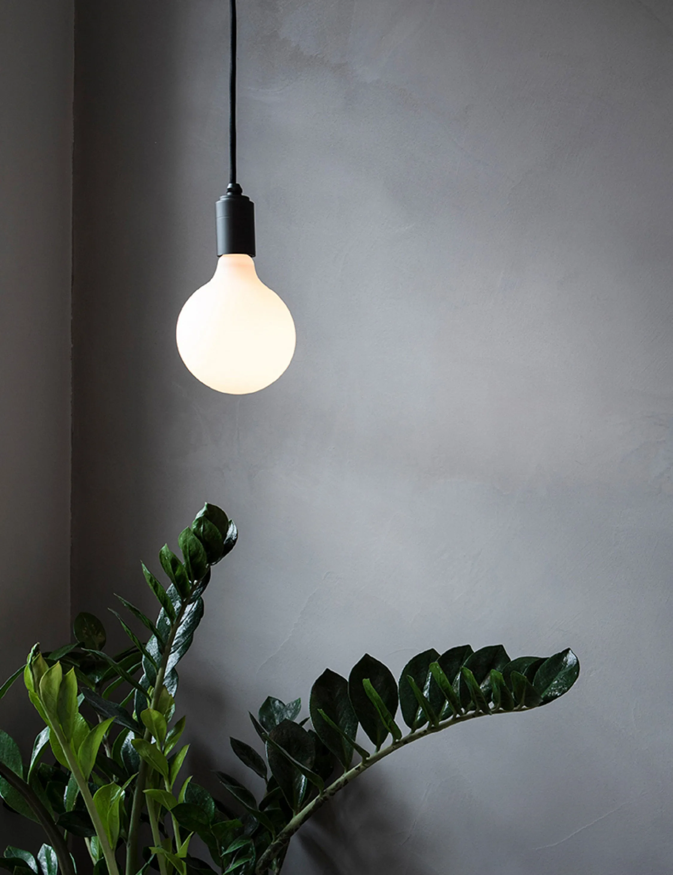 Porcelain III Pendant Light by Tala Lulu and Georgia