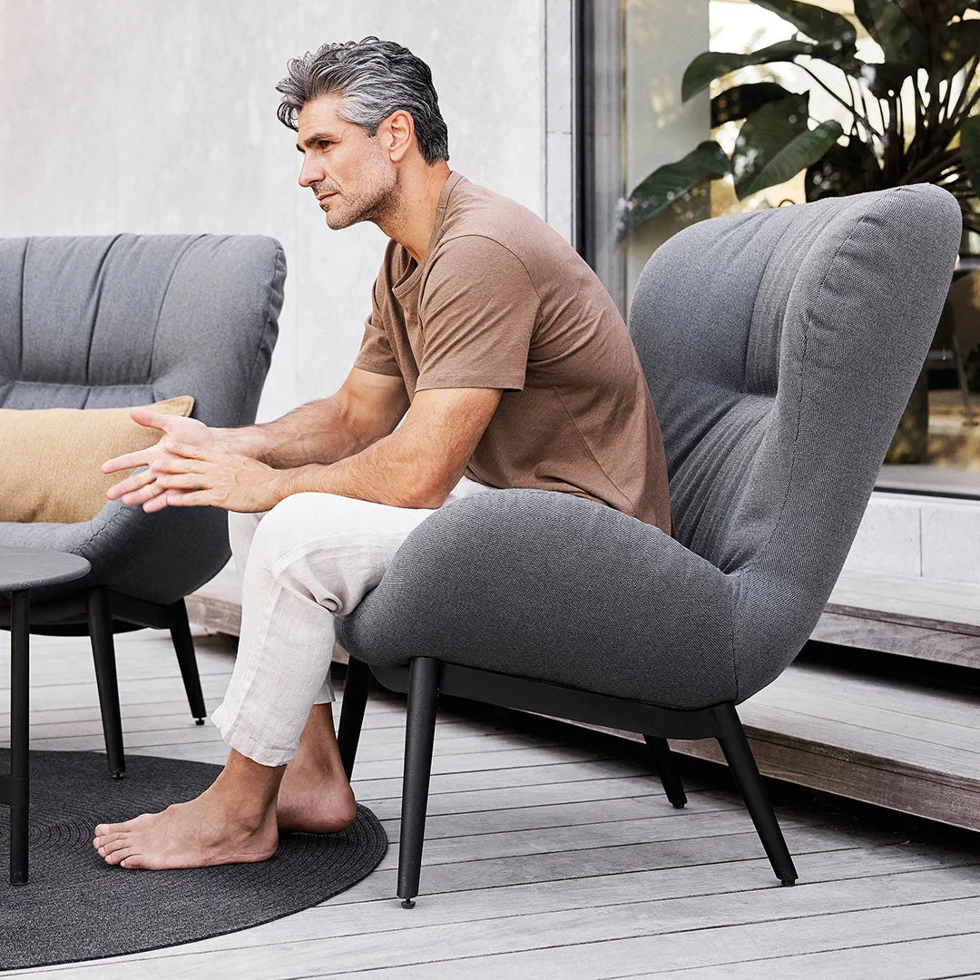 Serene Outdoor Lounge Chair