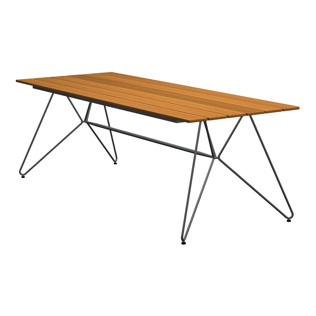 Sketch Outdoor Dining Table