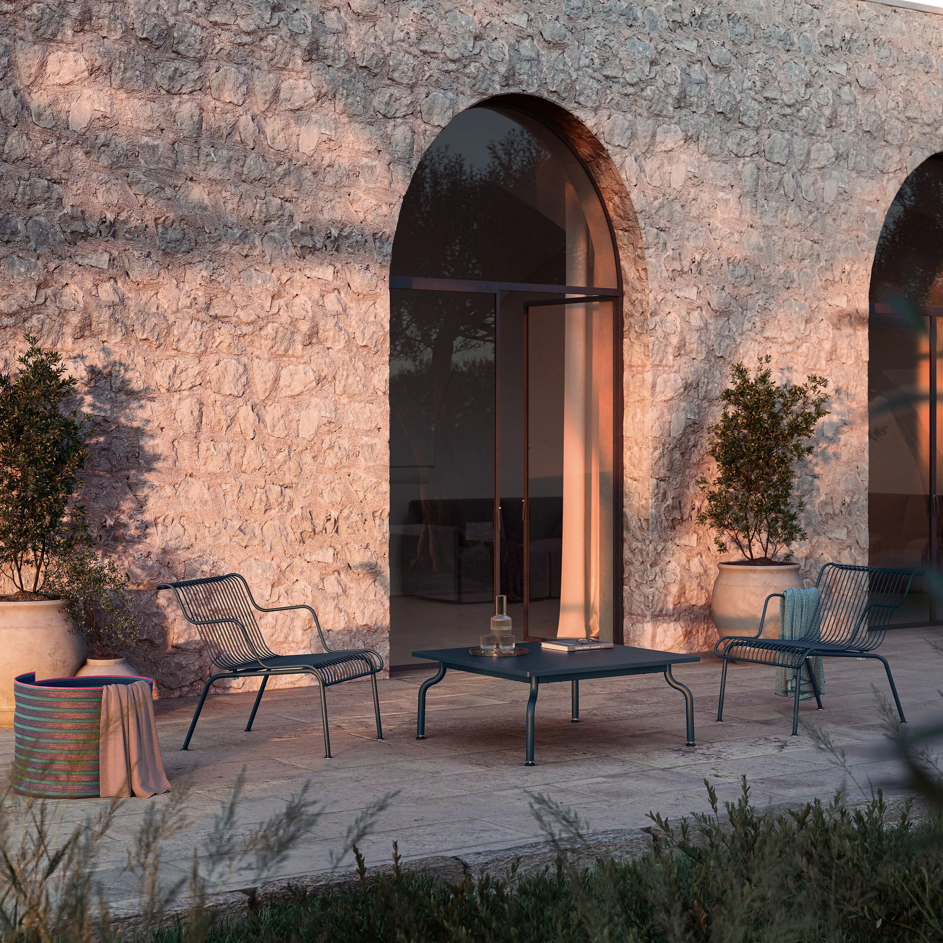 South Outdoor Stackable Lounge Armchair
