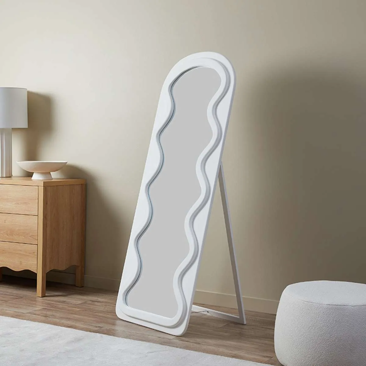 Squiggle Mirror Mocka