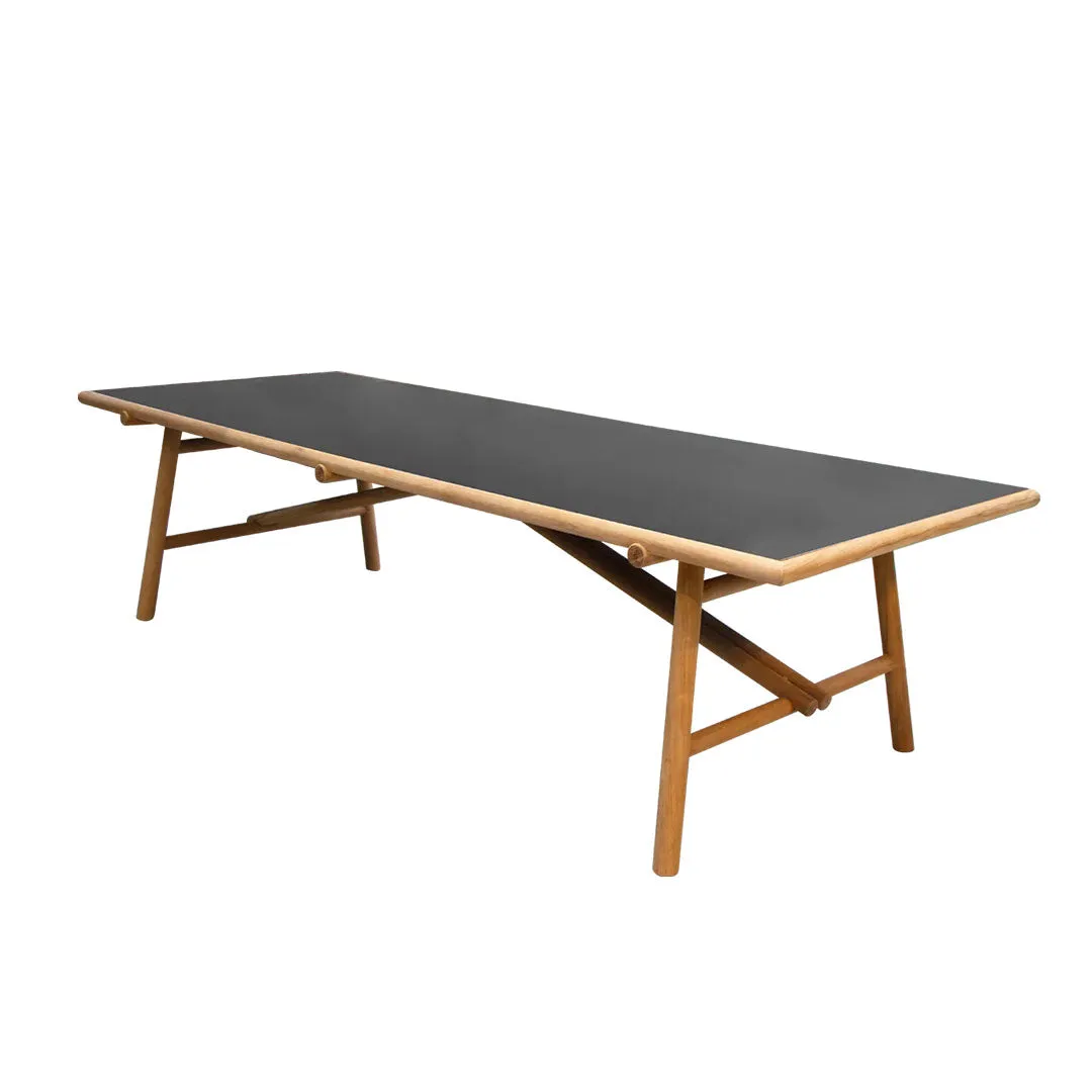 Sticks Outdoor Dining Table