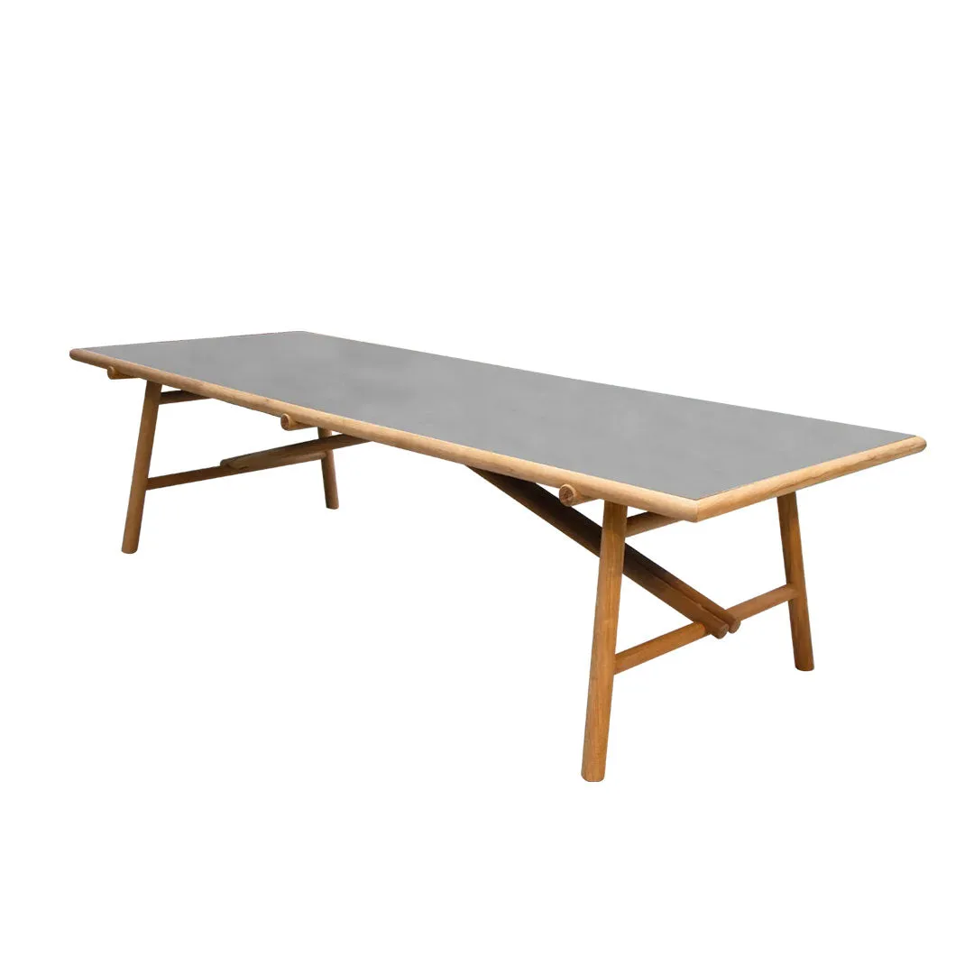 Sticks Outdoor Dining Table