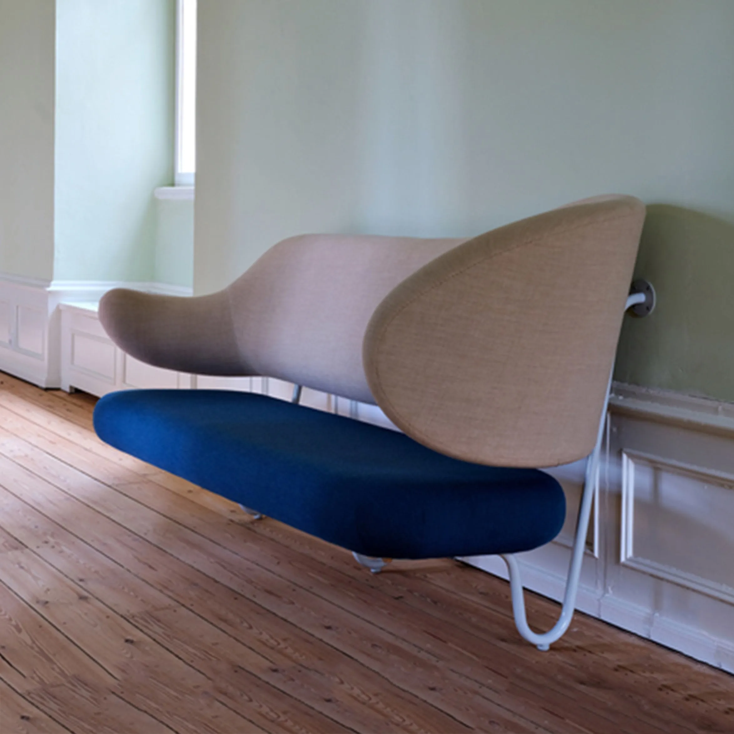The Wall Sofa