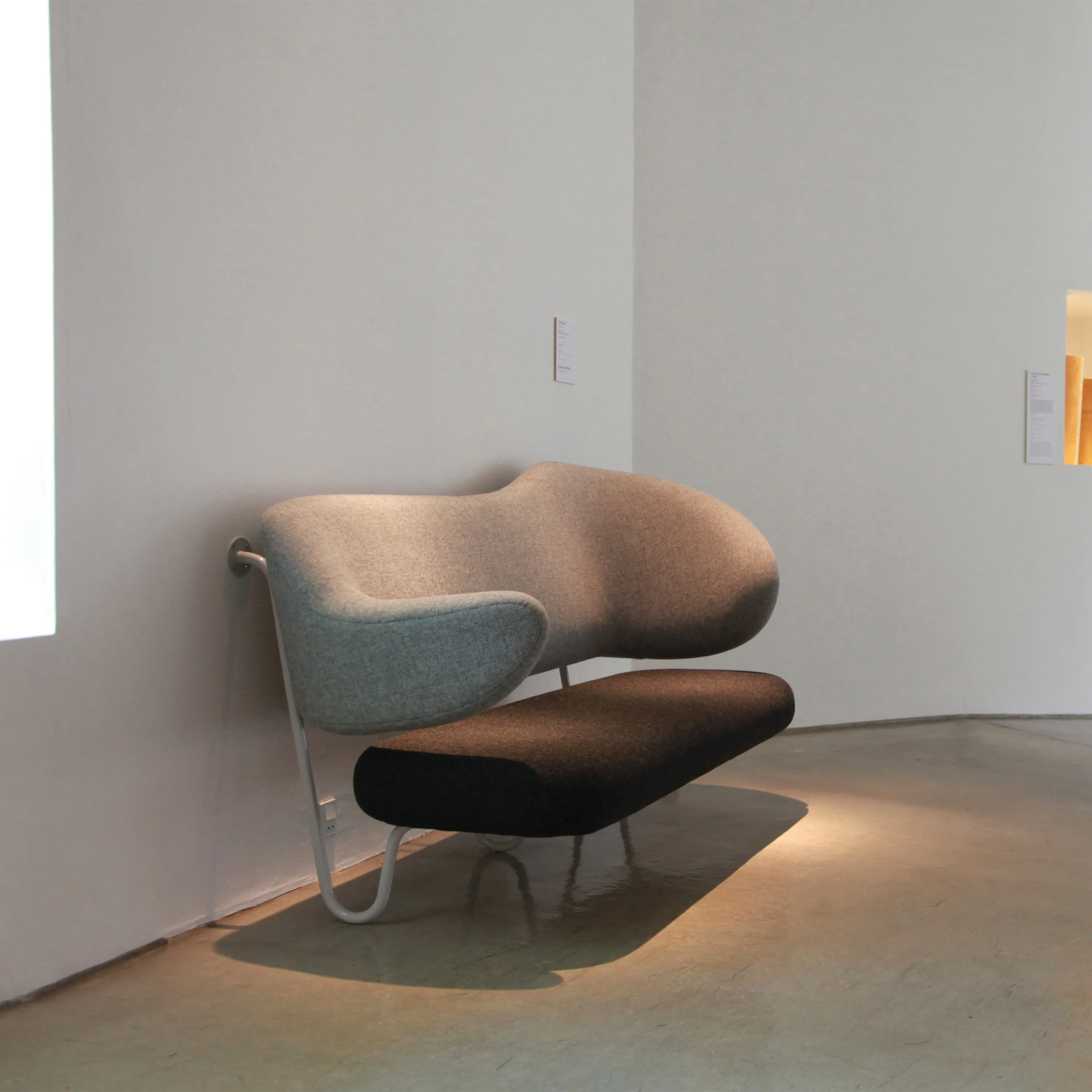 The Wall Sofa